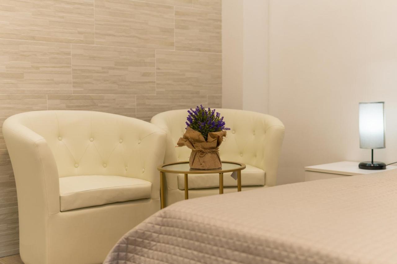 Ilioneo Apartments Napoli Eksteriør billede